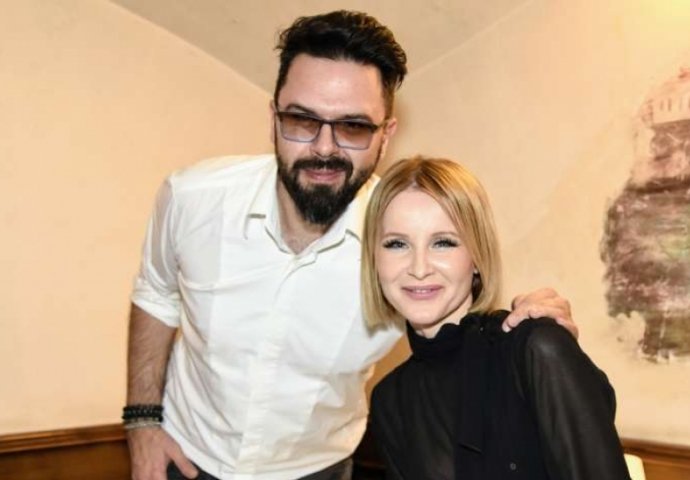 PRVI PUT SE OGLASILA DANIJELA MARTINOVIĆ NAKON ŠTO JE NJEN BIVŠI OŽENIO 15 GODINA MLAĐU: Evo šta misli o svadbi Hane i Petra Graše