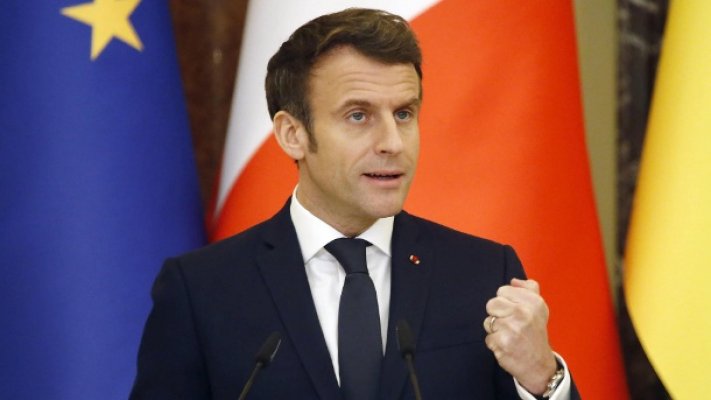 emmanuel-macron-der-franzoesischen-praesident-hat-wladimir-putin-vor-einer-militaerischen-eskalation-in-der-ukraine-gewarnt