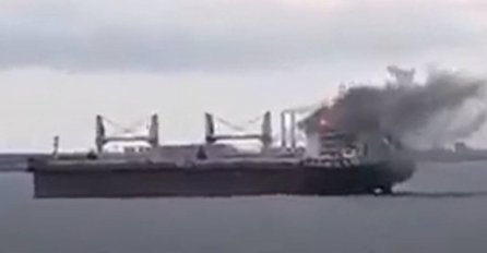 U ukrajinskoj luci pogođen bangladeški teretni brod, poginuo član posade