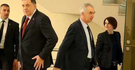 Dodik odgovorio na optužbe Šarovića: "Nebitno je šta on govori"