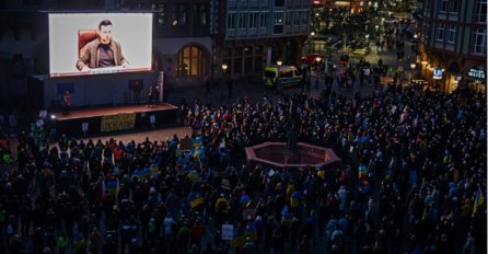 Zelenskij se obratio Europi: Ako mi padnemo, past ćete i vi