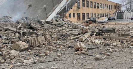 Ovako izgleda uništeni ukrajinski aerodrom (FOTO)