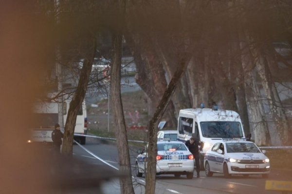 1646985610-pxl-110322-92436839-750x500