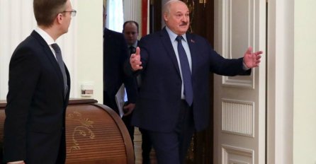 Pogledajte kako je Lukašenko ušao u Putinov ured (FOTO) 