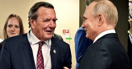 Bivši njemački kancelar i Putin su prijatelji: Satima su razgovarali o Ukrajini
