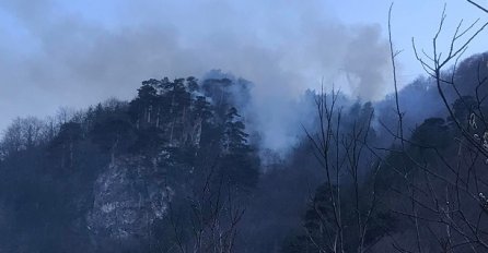 Požari u Hercegovini: U akciji gašenja pomažu mještani i lovci