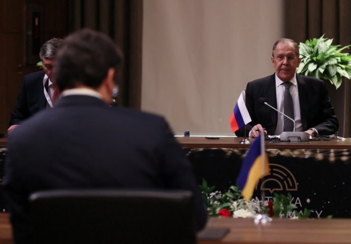 Nastavljaju se pregovori, Lavrov objavio šta je sada “na stolu”