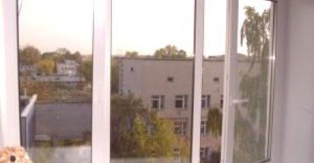 ONA ČISTI PROZORE S OVIM ČAJEM: Kad vidite rezultat ODMAH ĆETE NAPRAVITI ISTO - nikad lakše nije bilo