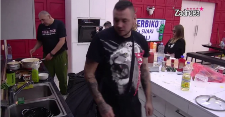 NAPRAVIO HAOS U KUHINJI! Car doživio pomračenje: Počeo urlati na nju pred svima (VIDEO)