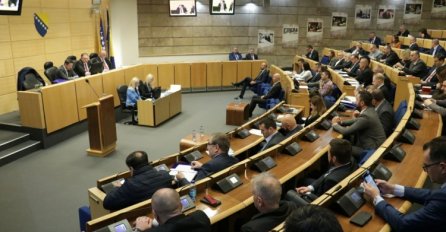 Usvojen zakon o zabrani pušenja u zatvorenim javnim objektima u FBiH