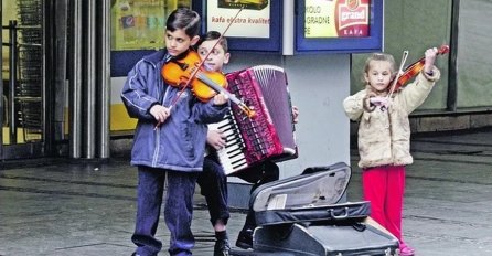 BILI SU ULIČNI SVIRAČI, UBRZO SU OSVOJILI 100.000 EURA: A pogledajte kako danas izgledaju PILEROVI i šta rade (FOTO) 