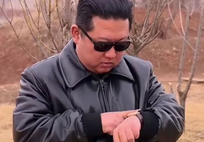 Pogledajte kako je Kim Jong Un nadgledao lansiranje projektila (VIDEO)