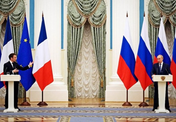 Macron: Razgovarat ću s Putinom, nećemo u rubljima plaćati ruski plin