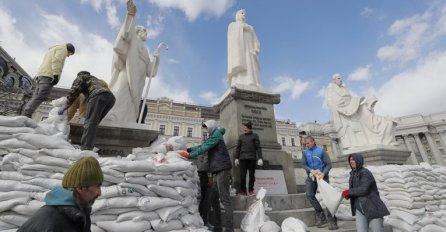 Zelenski: Javljaju nam se ruski poduzetnici, žele pomoći Ukrajini i našoj vojsci