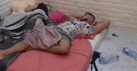 OBEZBJEĐENJE HITNO UPALO U IZOLACIJU KOD ALEKSANDRE I DEJANA: Odmah skočili na noge, evo šta se desilo (VIDEO)