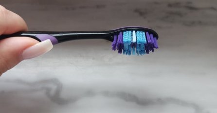 NIJE TO BEZ RAZLOGA: Znate li zašto su dlačice na četkici za zube različite boje? RAZLOG ĆE VAS OSTAVITI BEZ TEKSTA