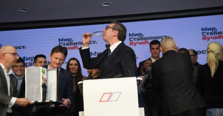 Najbizarniji momenat Vučićevog slavljeničkog govora
