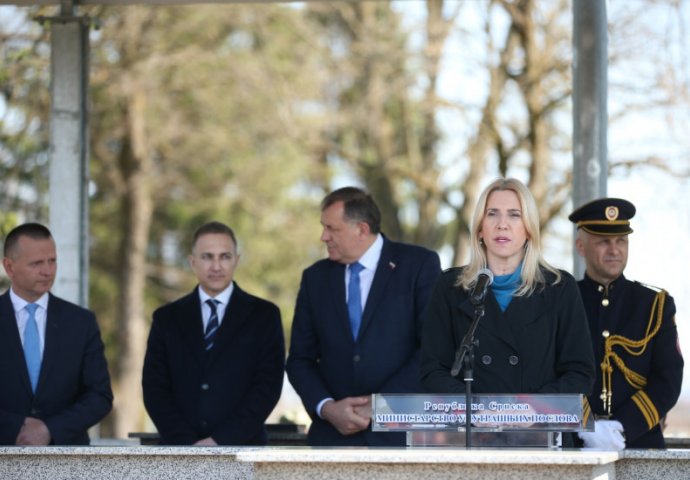 MUP RS predstavio oružje i novo vozilo “Vihor” 