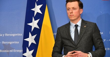 Ahmetović o smjeni Dodika: Gospodine Schmidte, uradit to što svi čekaju!