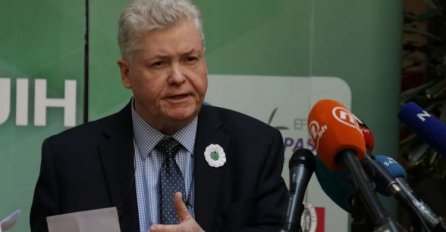 Pettigrew: Poricanjem genocida u Srebrenici Rusija podržala Srbiju i entitet RS