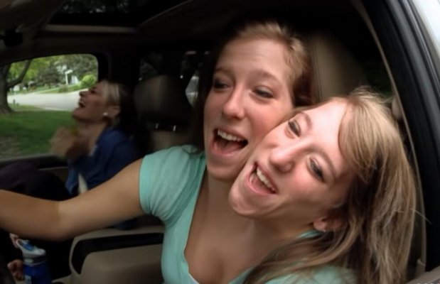 276059-ebi-i-britani-ff