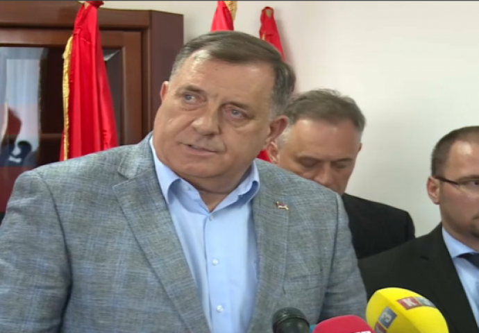 Dodik ruskom ambasadoru: BiH nije uvela sankcije Rusiji, RS to neće dopustiti