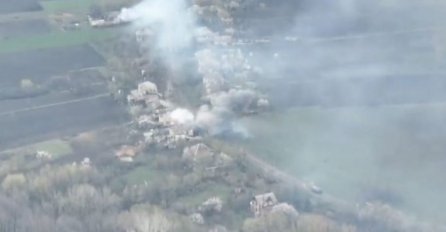 Ukrajinci objavili snimak na kojem oklopni transporter uništava ruski tenk (VIDEO)