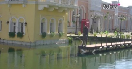 POBJEGAO IZ ZADRUGE PA UPAO NEPOZNATIM LJUDIMA U STAN: Obezbjeđenje jurilo za njim (VIDEO)