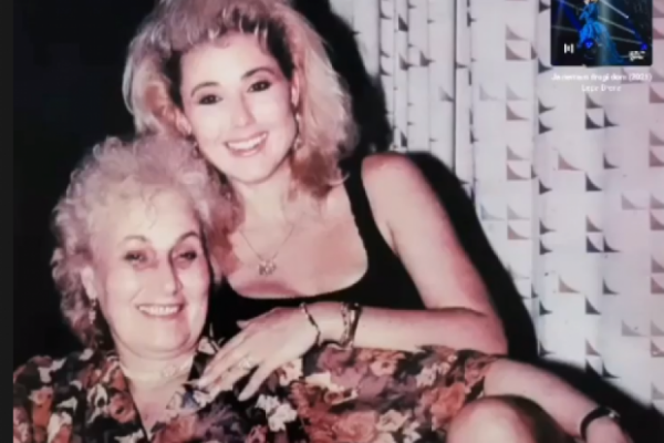 25625-brenina-majka-f