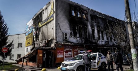 Čovjek iz Kijeva: Vidio sam tri eksplozije, zgrada je planula. Sakrio sam se iza auta