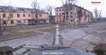 Borbe u Mariupolju iz perspektive ruskog tenkiste