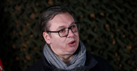 Vučić: Ukrajina i zemlja EU šire lažne dojave o bombama u srbijanskim avionima