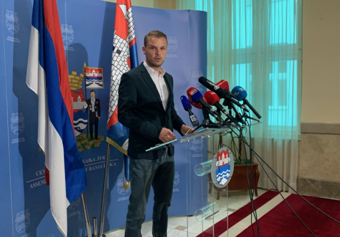 Schmidt zvao Stanivukovića na sastanak