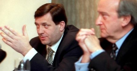 Dodik je nekada aplaudirao korištenju bonskih ovlasti i zagovarao smjenu zvaničnika Republike Srpske