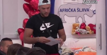 SAOPŠTENJE PRODUKCIJE - SPREMA SE HAOS: Zadrugari MOMENTALNO moraju da se okupe za crnim stolom!