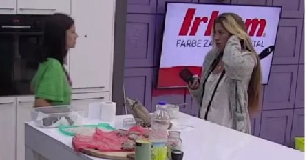 DALILA IZBEZUMLJENA SKOČILA IZ KREVETA -  cijelu majicu joj pokvasio suzama:  Ne može da dođe sebi