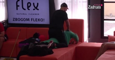 U ZADRUZI HAOS! EVO ŠTA RADI DEJAN: Svima krenule suze