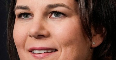 Njemačka “prelomila”, prestaje uvoziti rusku naftu