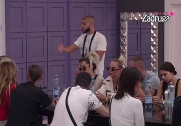 screenshot-from-2022-04-21-16-54-41