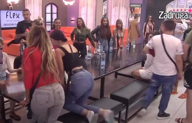 screenshot-from-2022-04-21-20-20-31