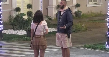 MENSUR SE SUOČIO SA MILICOM NAKON POZIVA: Evo šta joj je rekao, "KAŽE MI DA SI ..."