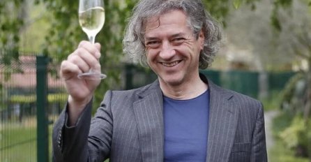 Ko je Robert Golob, čovjek koji je porazio Janšu i trasirao put ka premijerskoj fotelji