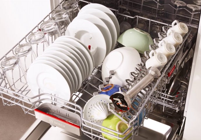 VELIKA GREŠKA : Ove stvari nikako ne smijete prati u mašini za suđe!