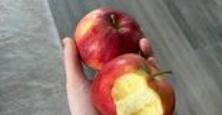 Poučna priča: Djevojčica sa dvije jabuke