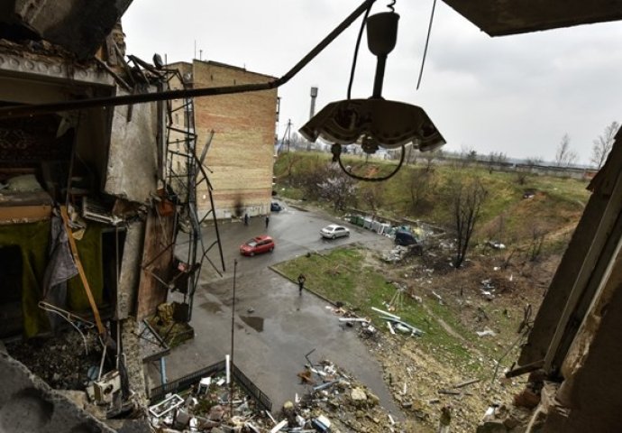SAD i saveznici se sastali u njemačkoj bazi, najavili slanje teškog oružja Ukrajini