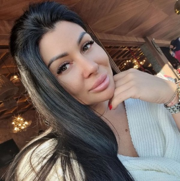 245613-shutterstock-619176701-ls