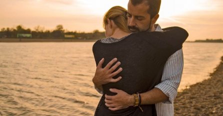 8 znakova koji pokazuju da vam je muž duboko odan: Iako nikad ne govori o tome, ovi znaci ga odaju