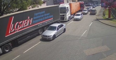 U Gradišci gužva na izlazu iz BiH