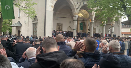 Klanjan bajram-namaz, centralna svečanost održana u Gazi Husrev-begovoj džamiji