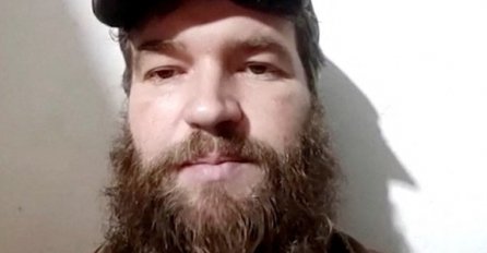 Borac Azova: 200 civila je zarobljeno u čeličani. Čujemo glasove žena, djece...